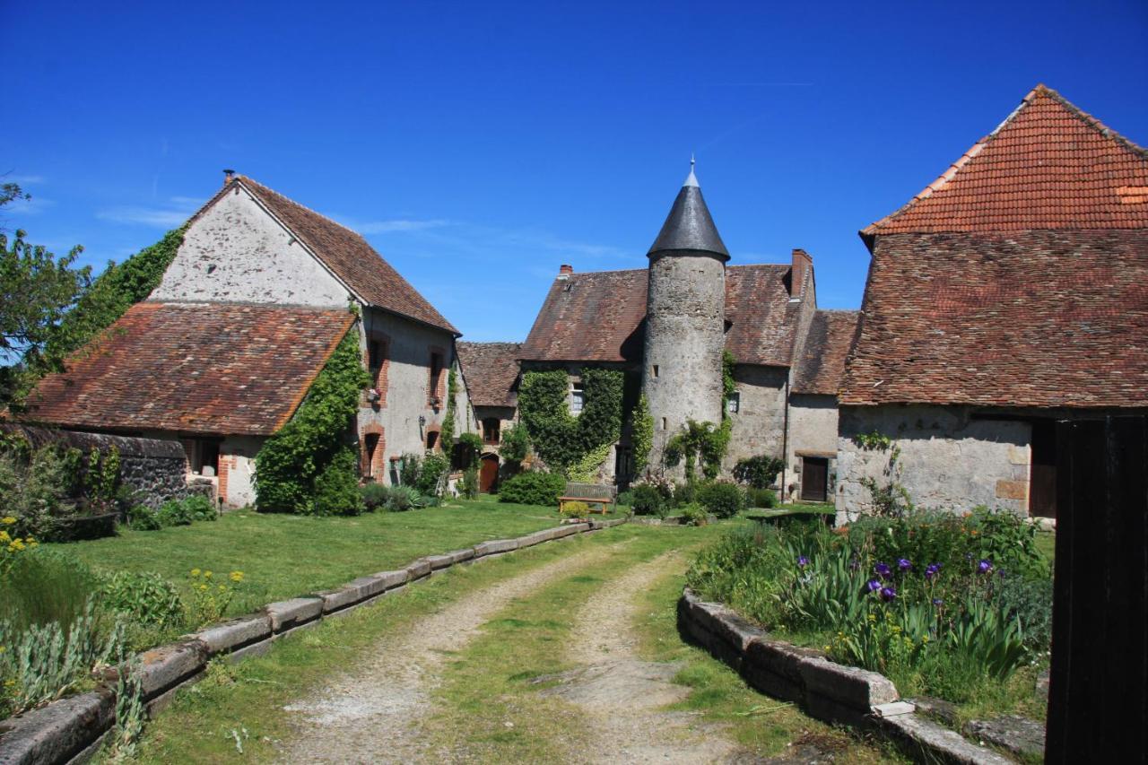 Chateau Mareuil Brigueil-le-Chantre Экстерьер фото