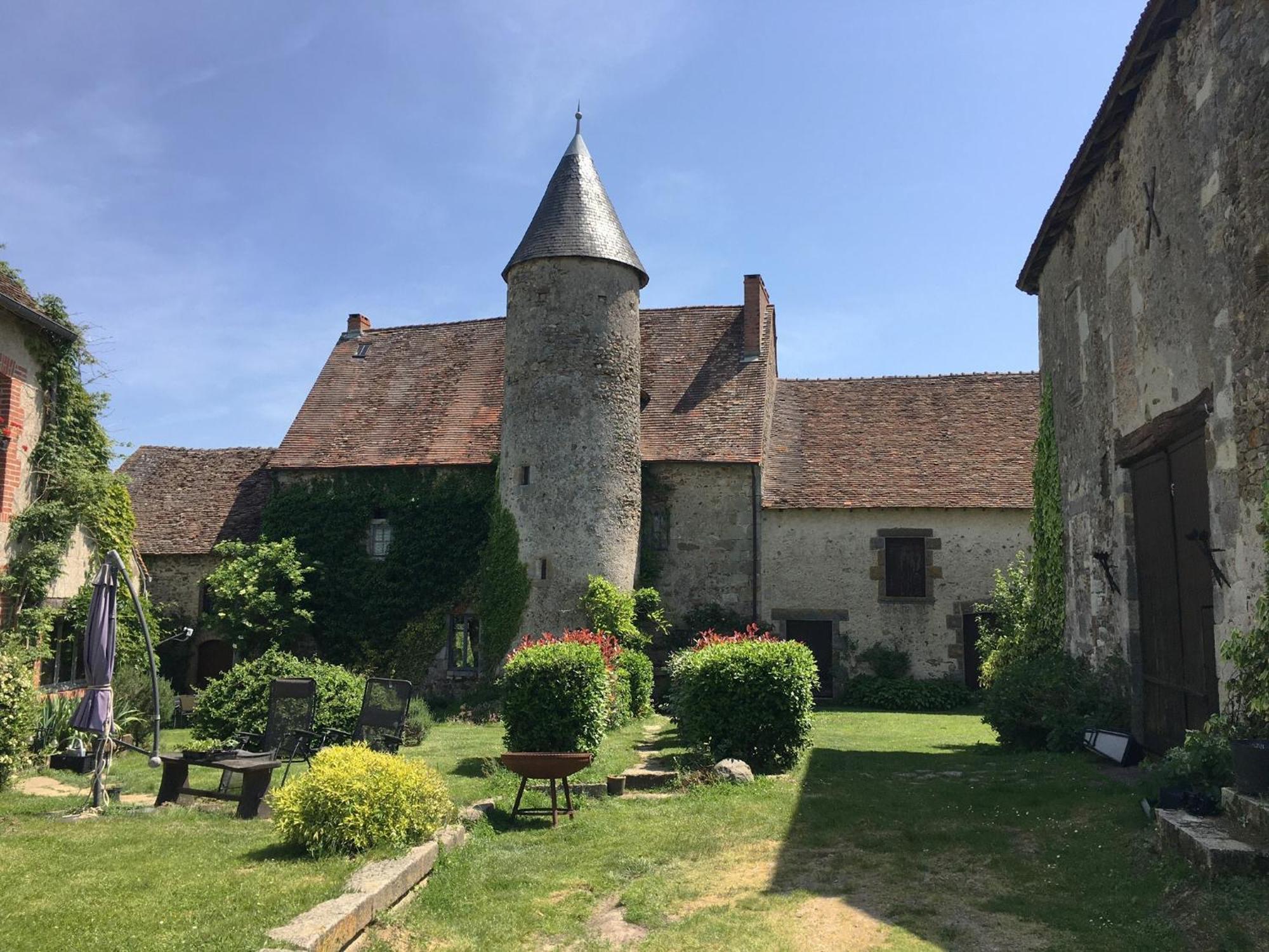 Chateau Mareuil Brigueil-le-Chantre Экстерьер фото